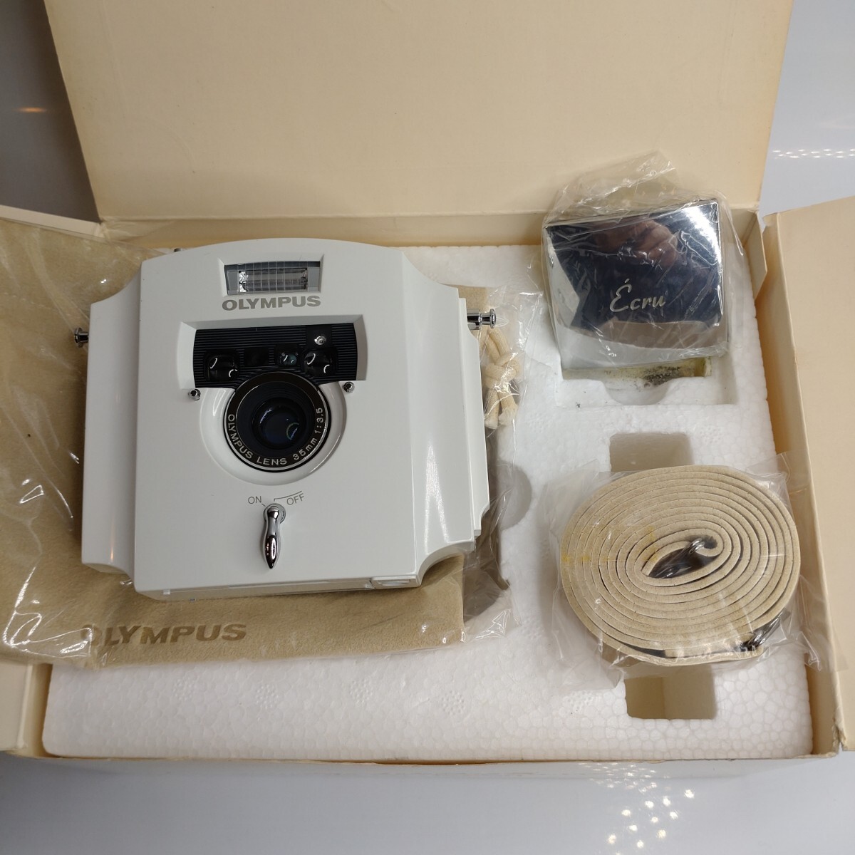 Yahoo!オークション -「olympus ecru」(フィルムカメラ) (カメラ Yahoo!オークション -「olympus ecru」(フィルムカメラ) (カメラ