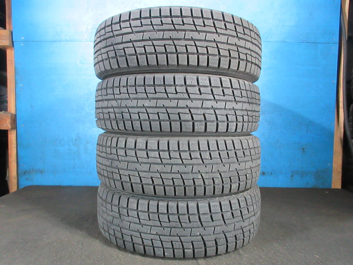 スタッドレスタイヤPRACTIVA ICE BP02 205/60R16 92Q｜車