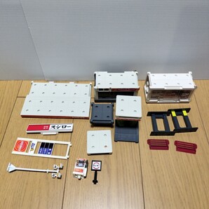 トミカタウン「ビルドシティ パーツ」パーツ取り 交換部品 ENEOS スシロー