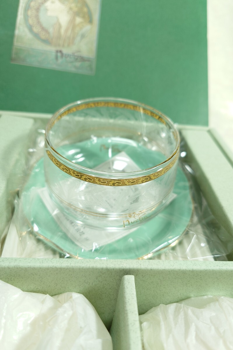 Yahoo!オークション -「mucha」(カップ&ソーサー) (茶器)の落札 Yahoo!オークション -「mucha」(カップ&ソーサー) (茶器)の落札