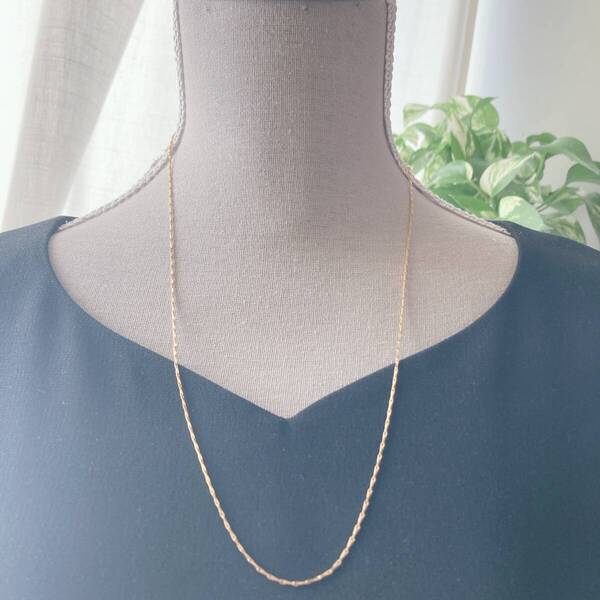 ネックレス ミディアム マチネ 細目チェーン ゴールドカラー 美品 高見え 軽量☆Vintage jewelry accessories R0223