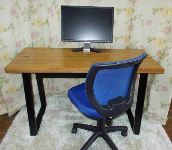 デスク用脚のみ ラバー材ムク デスクの脚 送料の関係で天板と脚を別々に出品 天板と脚で29,900円です 天板と脚の落札でお願いします