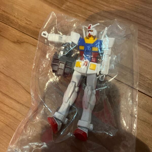 【●送料無料●即決●】 ガンダム ガンプラ プラモデル フィギュア 元祖SDガンダム 組立済み