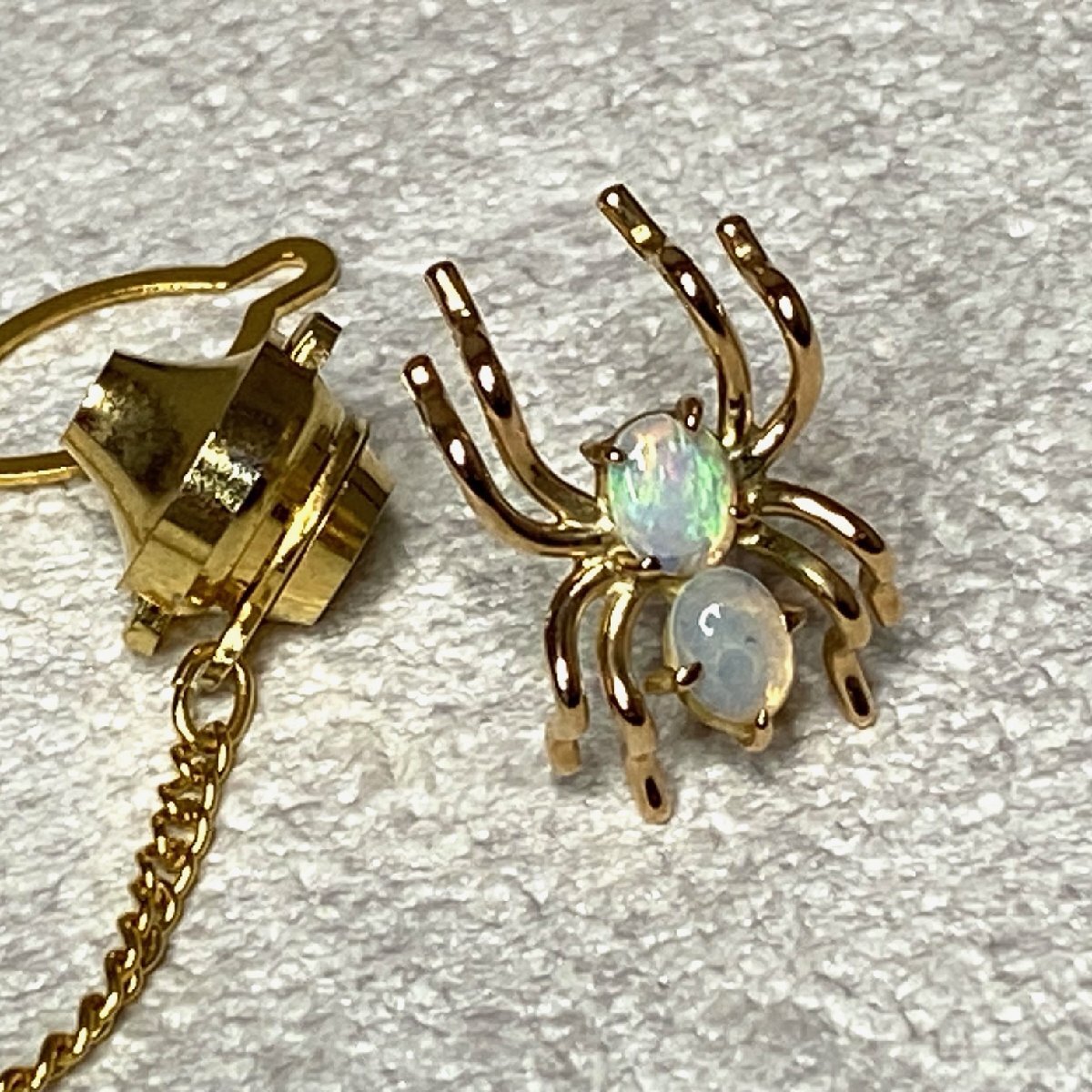 【新品】18金 蜘蛛の巣ペンダント 品質証明書付 即日発送 K18 スパイダー 新品】18金 蜘蛛の巣ペンダント 品質証明書付 即日発送 K18
