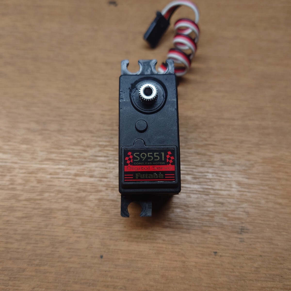 Amazon.co.jp: Futaba S9551 ロープロファイルデジタルハイ