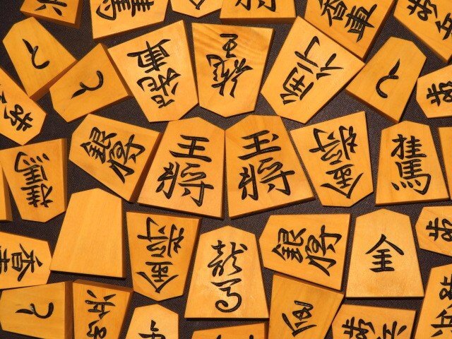 豊島龍山作董斎薩摩黄楊盛上将棋駒/使用品 桐平箱(K661