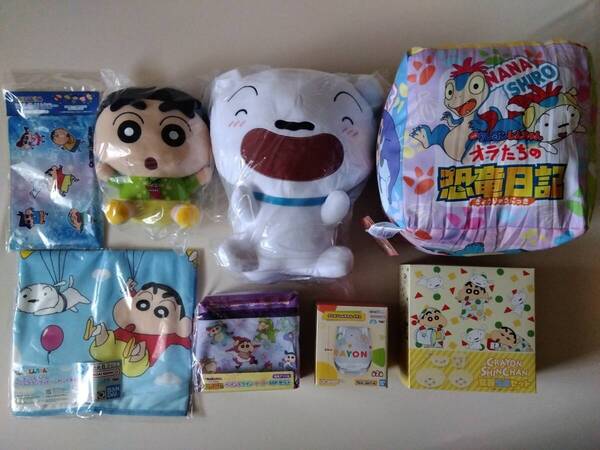 未開封新品・美品【 送料込み 】クレヨンしんちゃんグッズ豪華8点セット+先着特典おまけ付き