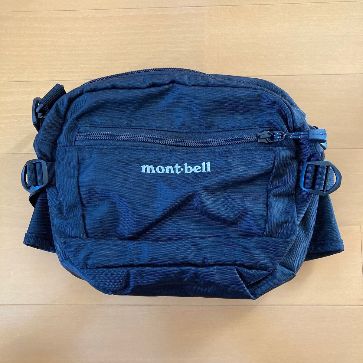 mont bell - mont-bell モンベル ポーチ 40th 旧ロゴの通販 by
