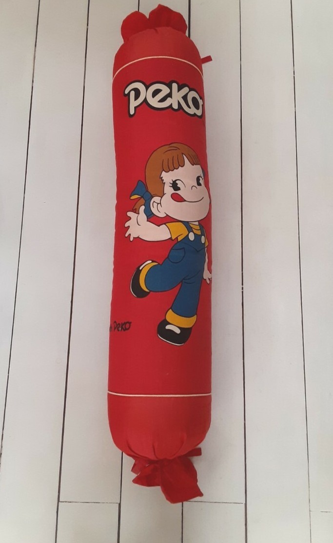 ペコちゃん　特大　クッション　非売品　レア　不二家 2025年最新】ペコちゃん クッションの人気アイテム - メルカリ