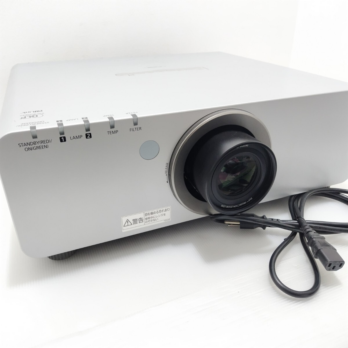 Yahoo!オークション -「d5000」(プロジェクター) (映像機器)の Yahoo!オークション -「d5000」(プロジェクター) (映像機器)の