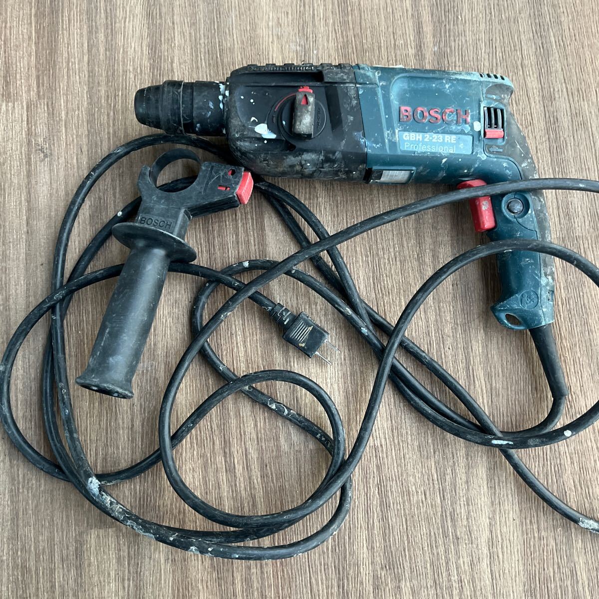 Yahoo!オークション -「ボッシュ bosch gbh2-23re ハンマー Yahoo!オークション -「ボッシュ bosch gbh2-23re ハンマー