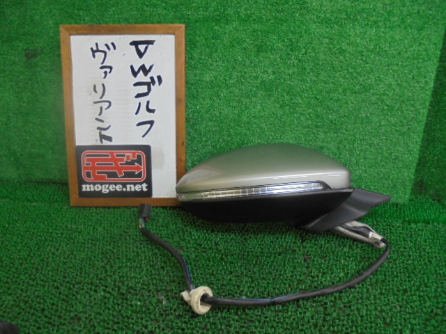 8FK7692 AGE4)) フォルクスワーゲン ゴルフ DBA-AUCHP 2014年 TSI 純正 ウィンカー付電格サイドドアミラー右 VC690707