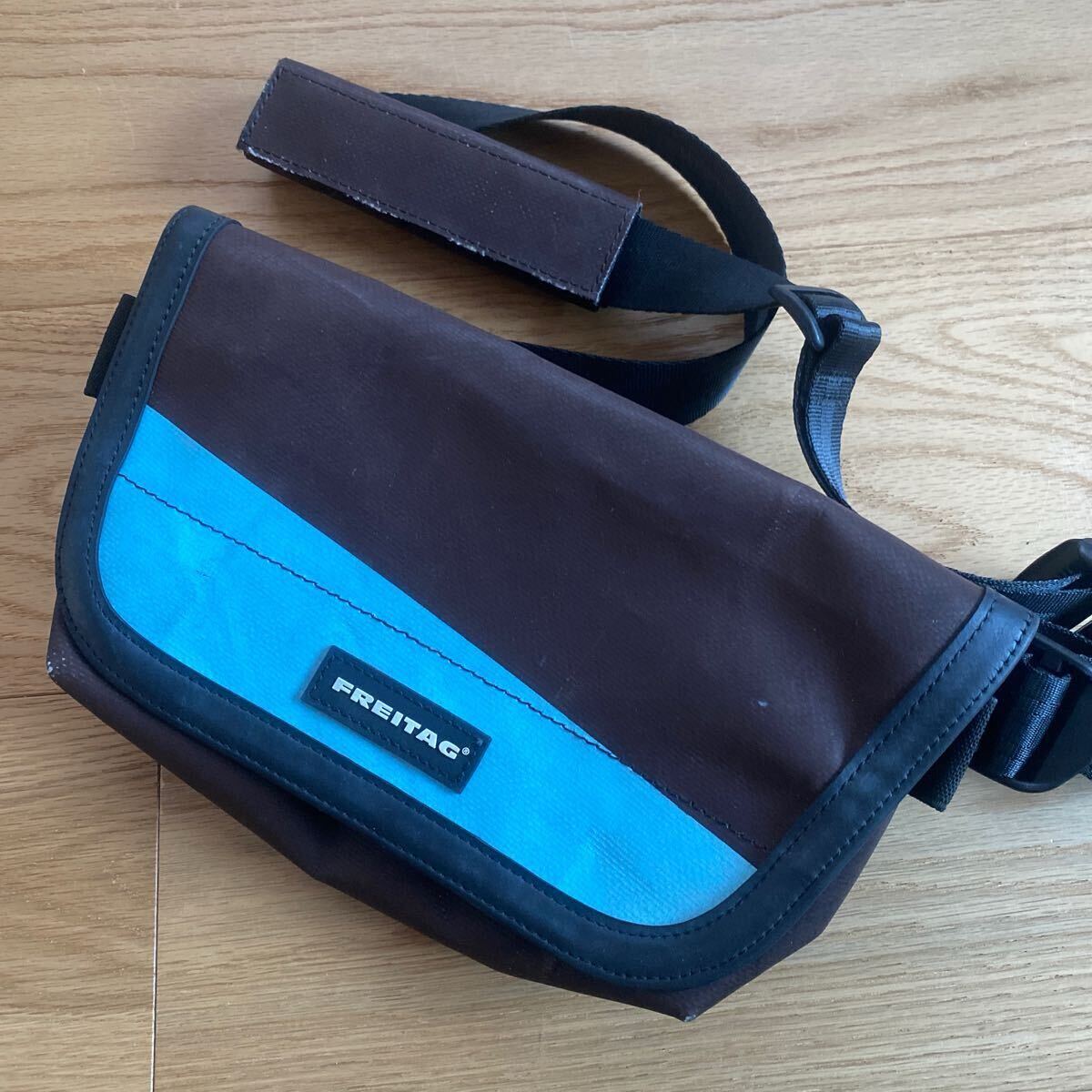 Yahoo!オークション -「freitag jamie」(男女兼用バッグ) の落札 Yahoo!オークション -「freitag jamie」(男女兼用バッグ) の落札