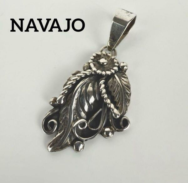 NAVAJO B刻印 リーフ フラワー シルバーペンダントトップ ネックレス