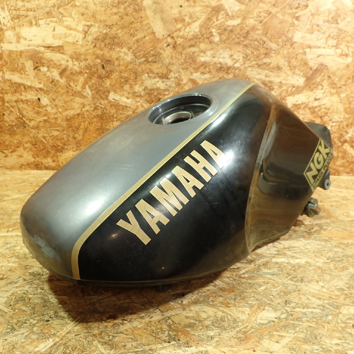 Yahoo!オークション -「rz250r 29l ガソリンタンク」の落札相場 Yahoo!オークション -「rz250r 29l ガソリンタンク」の落札相場