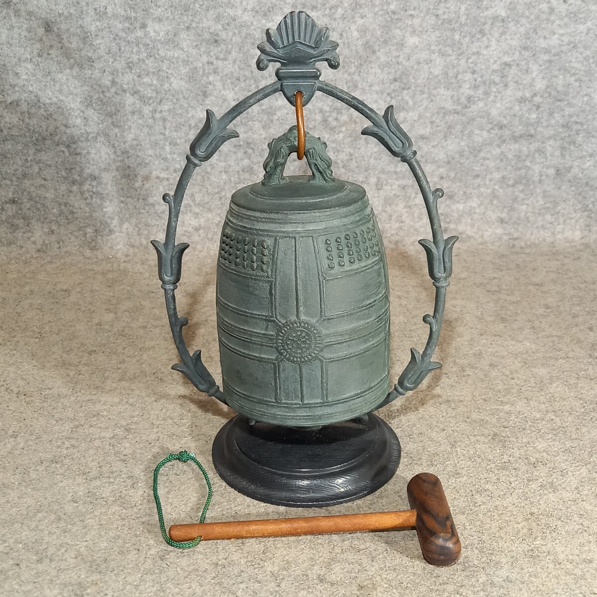 □記念品・贈答・引出物 | 取扱品目一覧 | 梵鐘・仏像・銅像