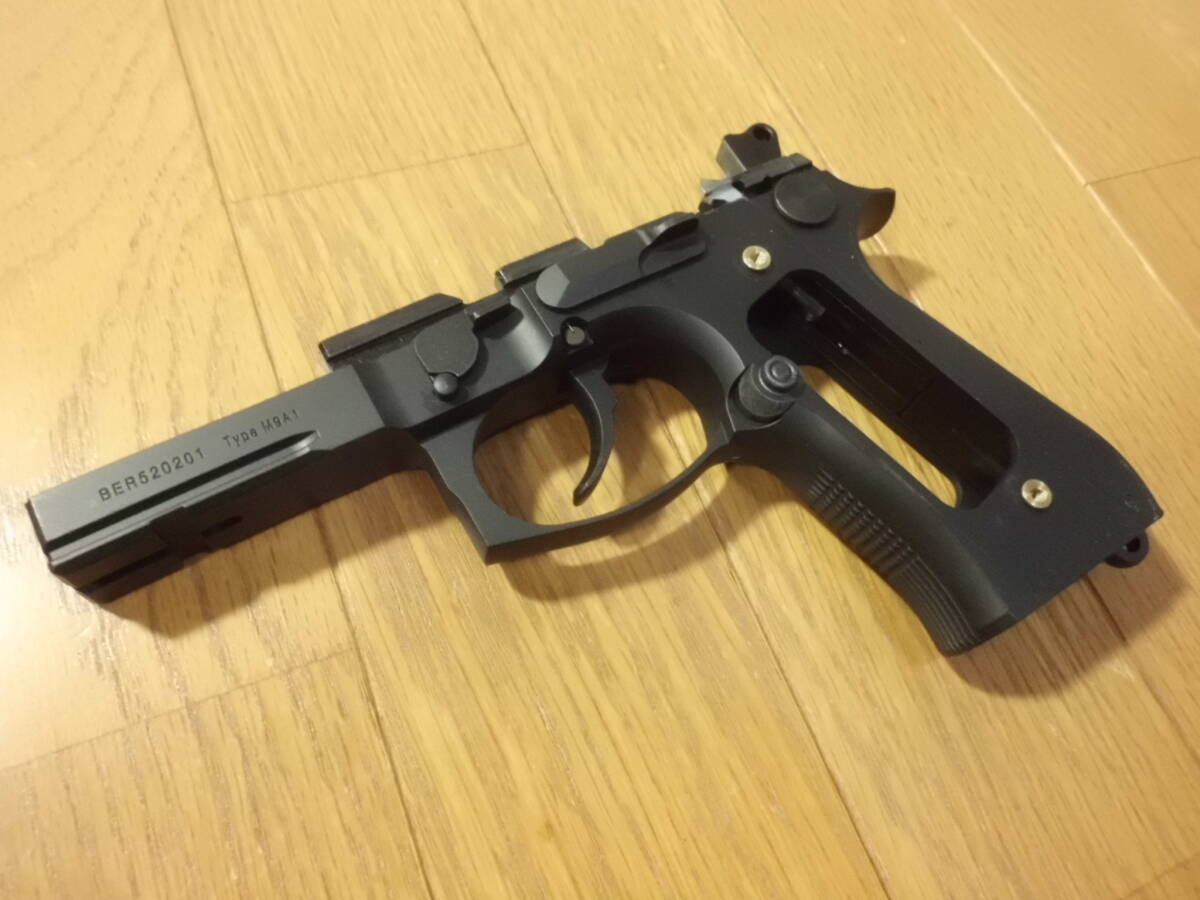 東京マルイM9A1用Beretta M92FS INOX(新型フレーム