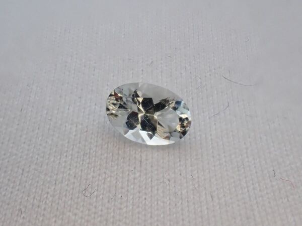 オリゴクレース 0.342ct ルース