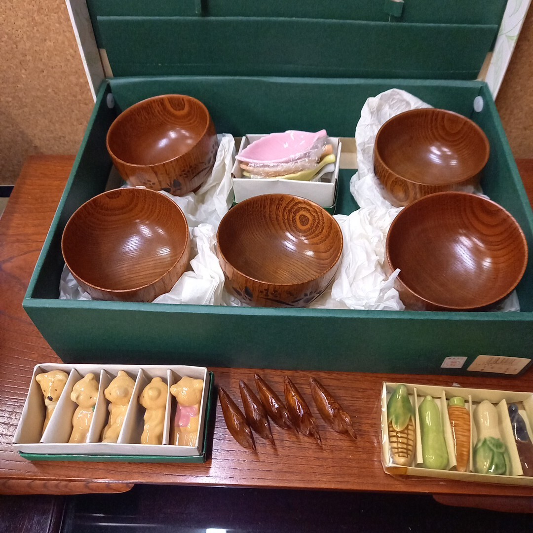 桂由美 お椀4客/2客 丼または汁椀 - メルカリ