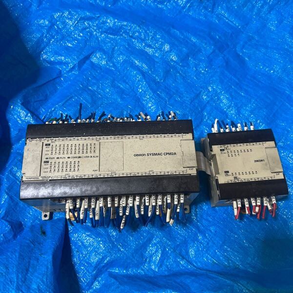 Omron PLC シーケンサー CPM2A-60CDR-A