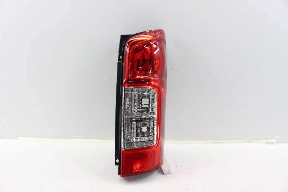 NV350 キャラバン E26 前期 LED テール ランプ 後期ルック 純正