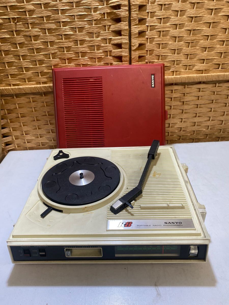 Yahoo!オークション -「sanyo ラジオ」(本体) (ターンテーブル Yahoo!オークション -「sanyo ラジオ」(本体) (ターンテーブル