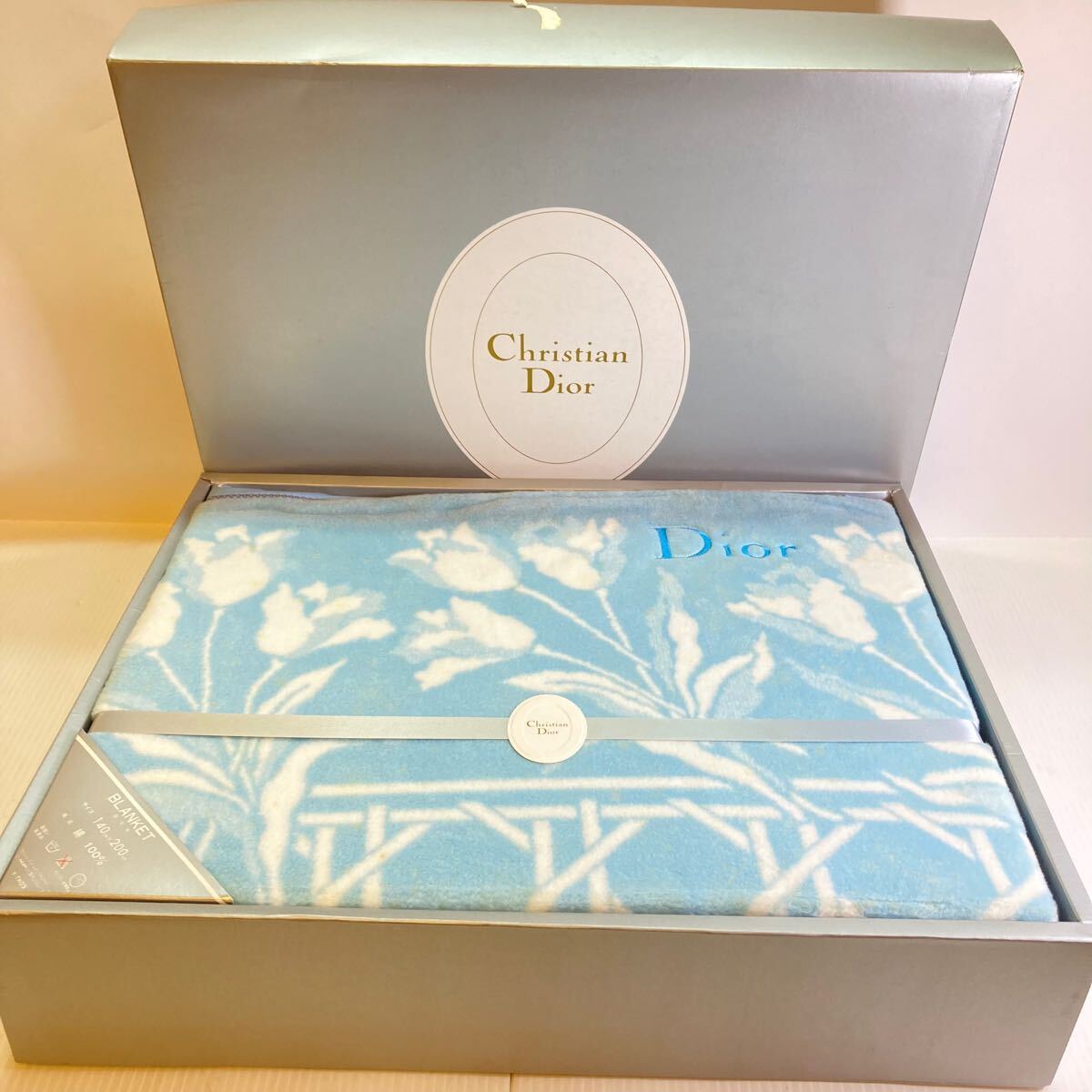 Yahoo!オークション -「(dior ディオール)」(毛布) (寝具)の落札 Yahoo!オークション -「(dior ディオール)」(毛布) (寝具)の落札