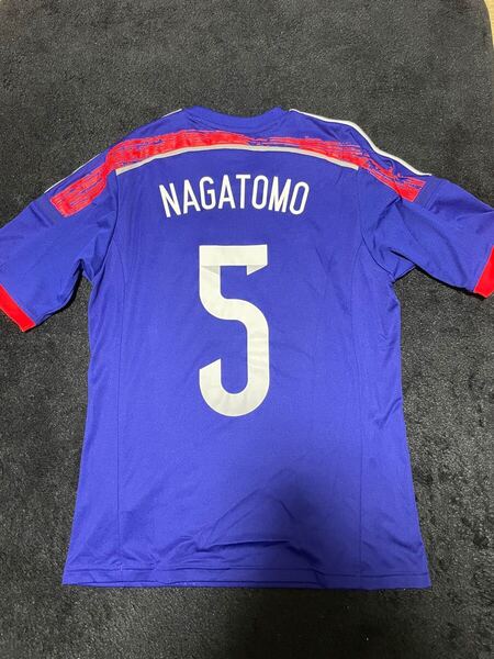 即決 送料無料 サッカー 日本代表 サムライブルー 長友佑都 ユニフォーム アディダス製 Mサイズ 2014-2015 円陣 ホーム ブルー 青
