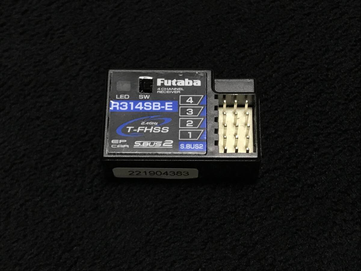 Amazon.co.jp: r1 フタバ R314SB-E 受信機 レシーバー Futaba 双葉 アンテナレス 10PX 7PXR 7PX :  家電＆カメラ