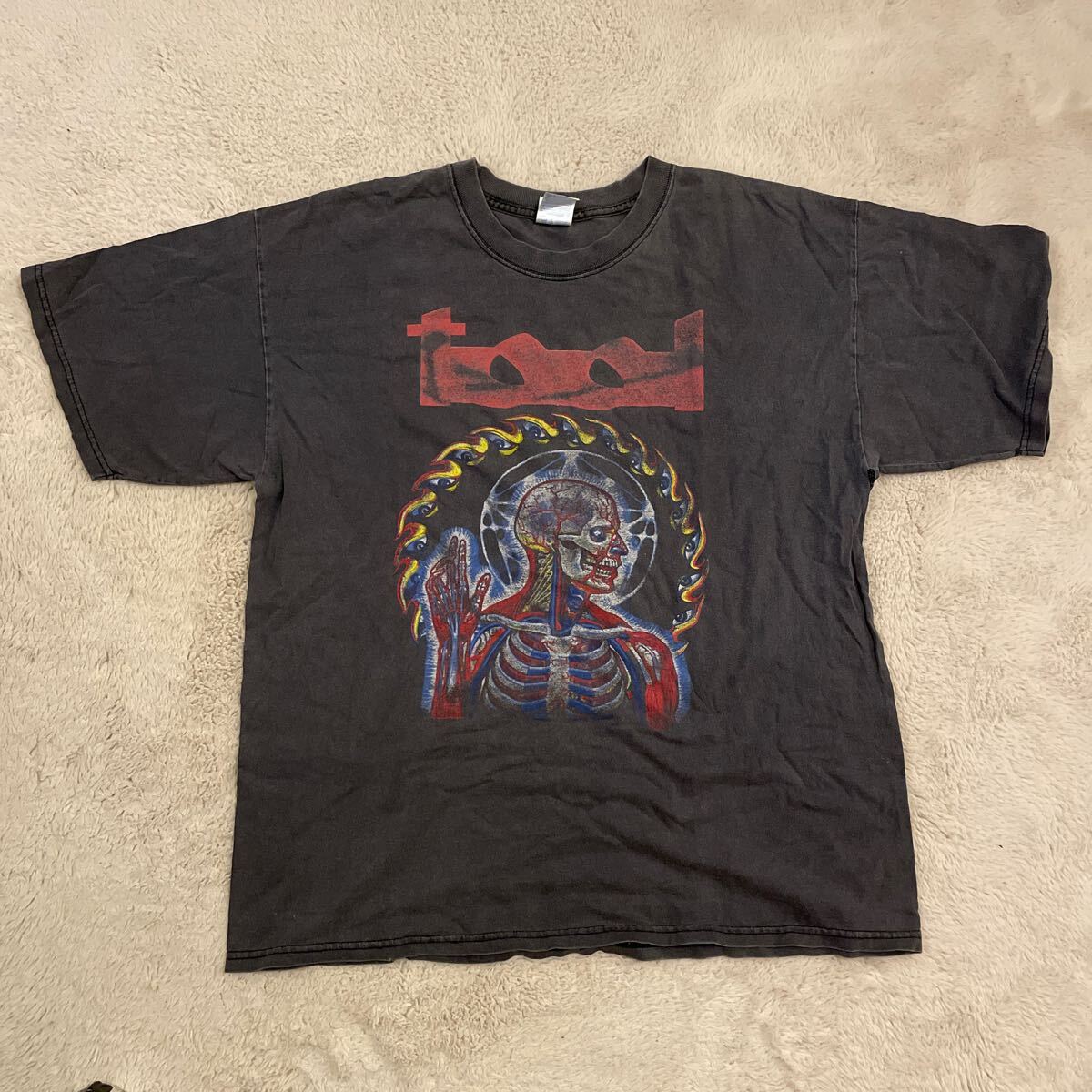 Yahoo!オークション -「tool」(Tシャツ) (記念品、思い出の品)の Yahoo!オークション -「tool」(Tシャツ) (記念品、思い出の品)の