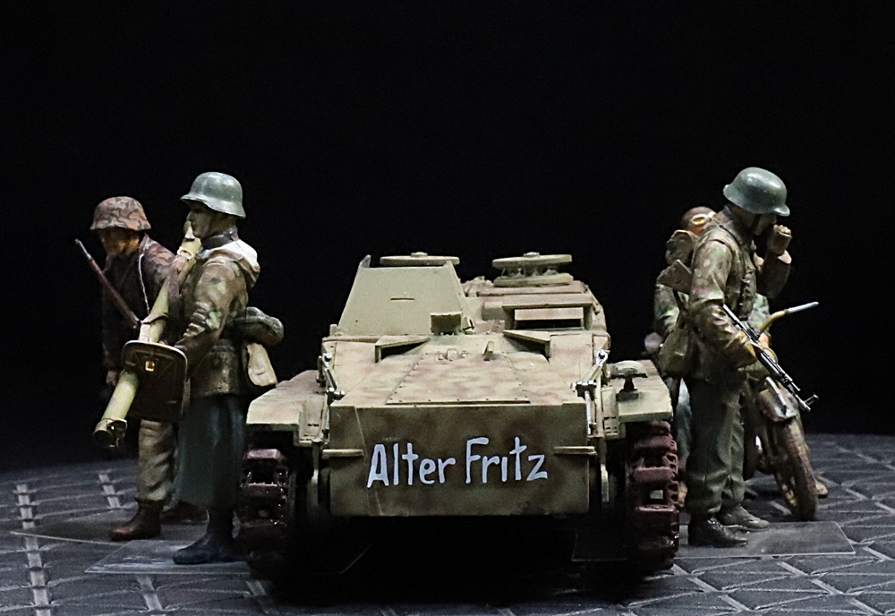 Yahoo!オークション -「1/35 ジオラマ 完成品」(プラモデル) の