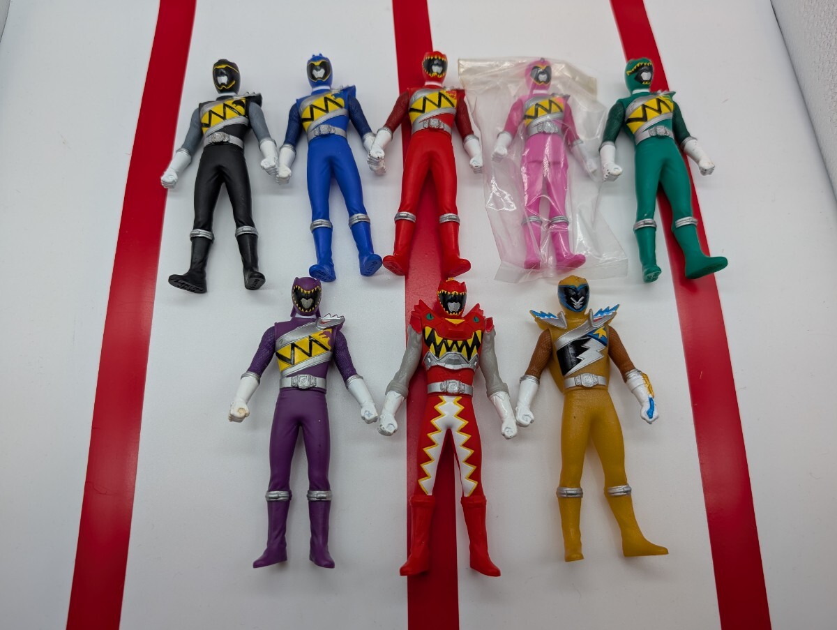 Yahoo!オークション -「キョウリュウジャー ソフビフィギュア Yahoo!オークション -「キョウリュウジャー ソフビフィギュア
