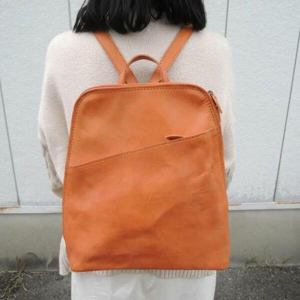 新品 送料込☆通常16800円☆前ファスナー ラウンド 牛革 リュック A4☆