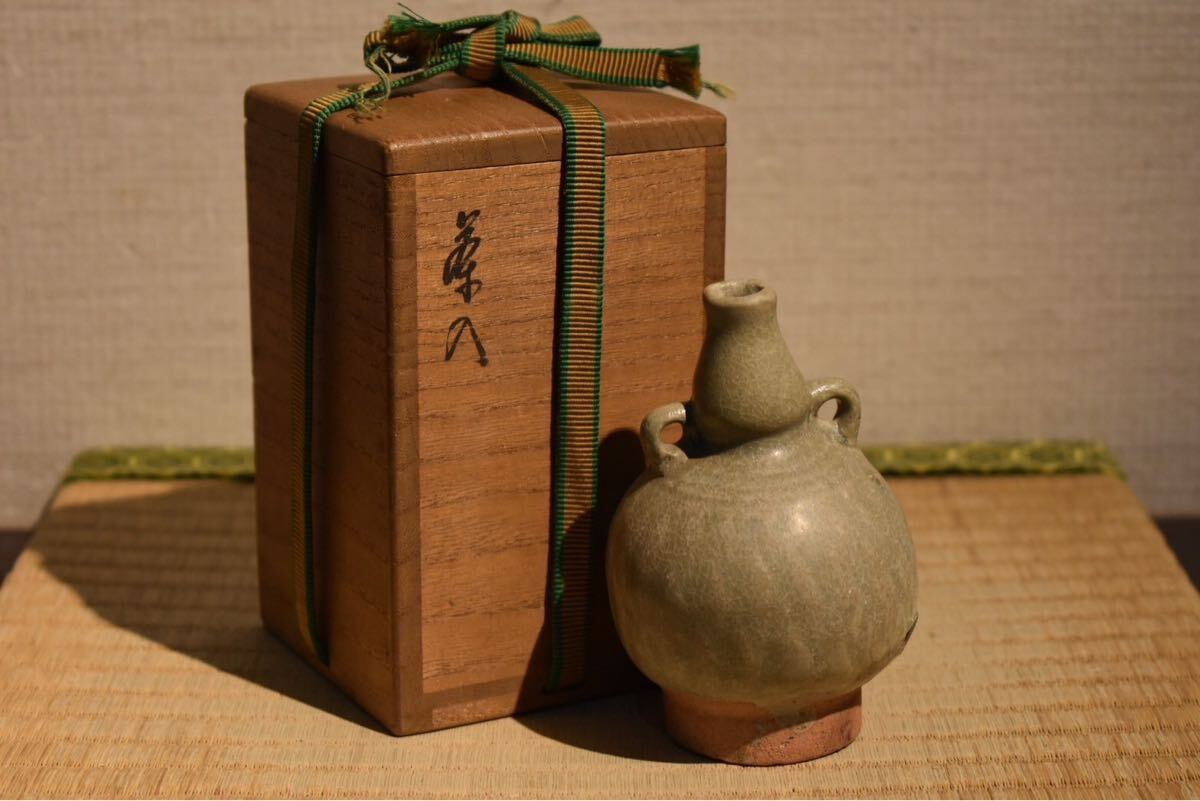 中国 新渡青花 花文 蓋壺 小壷 スンコロク 宋胡録 時代箱 C