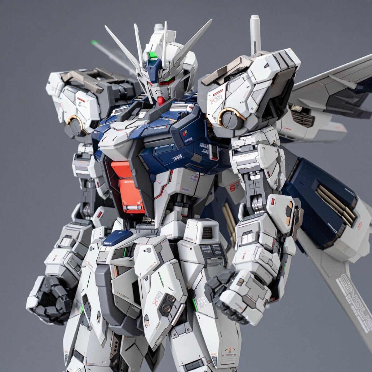 Yahoo!オークション -「エールストライクガンダム 完成品」の