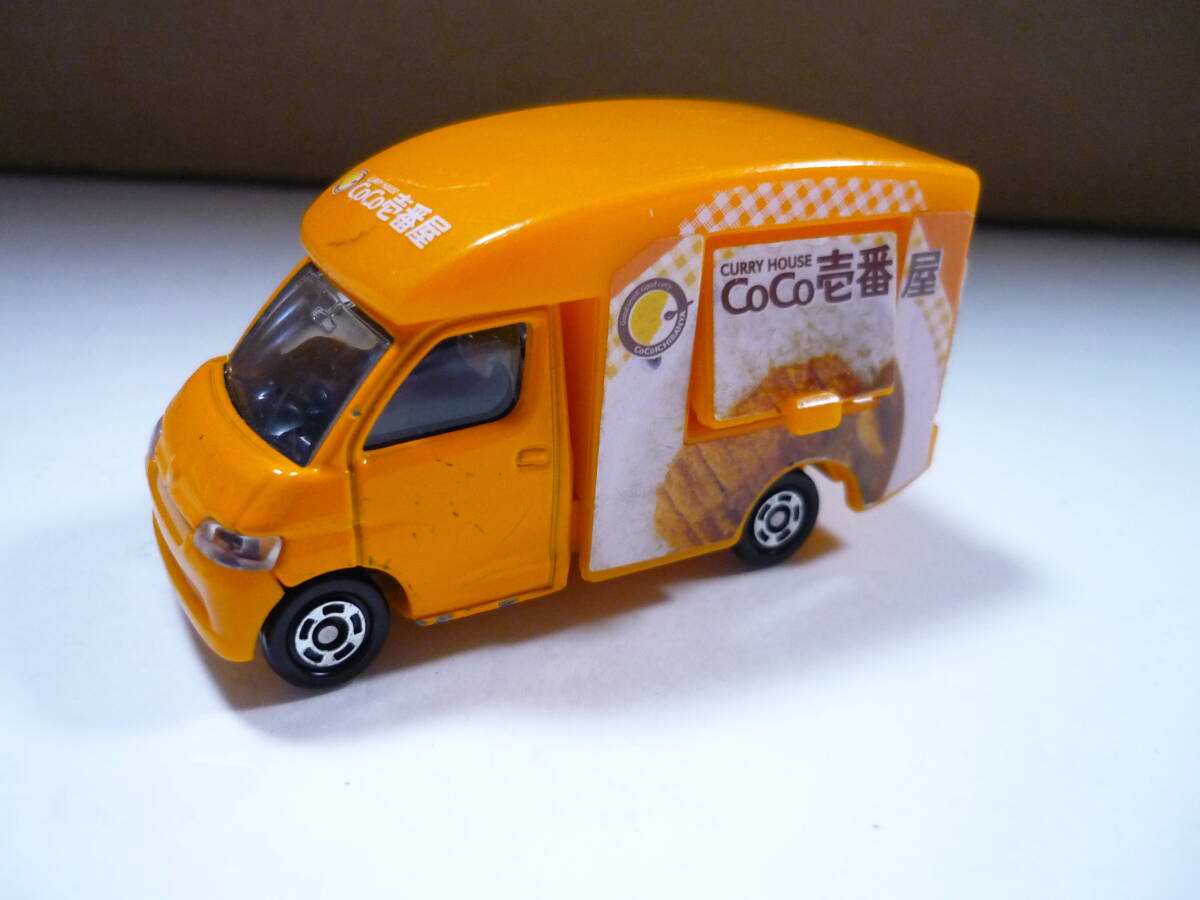 Amazon.co.jp: トミカ No.91 CoCo壱番屋キッチンカー (箱