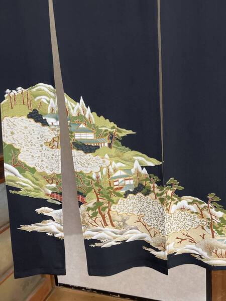 暖簾ーのれん和着物素材リメイク作品〜山の風景!