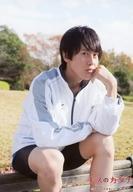 中古生写真(男性) BOYS AND MEN/土田拓海/膝上・衣装白・グレー・座り・左手顎/「キスのカタチ 11VARIATIONS OF