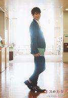 中古生写真(男性) BOYS AND MEN/辻本達規/全身・衣装黒・体右向き/「キスのカタチ 11VARIATIONS OF LOVE」『蚕