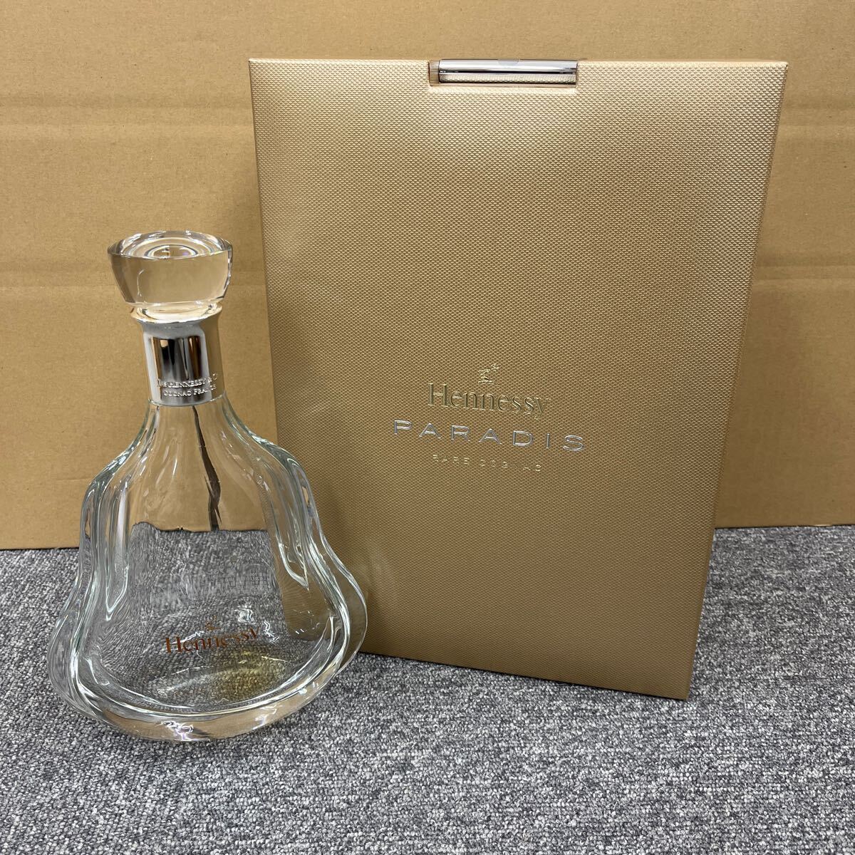 人気TOP Hennessy Paradis木箱付き空瓶 - メルカリ ブランデー 人気TOP Hennessy Paradis木箱付き空瓶 - メルカリ ブランデー