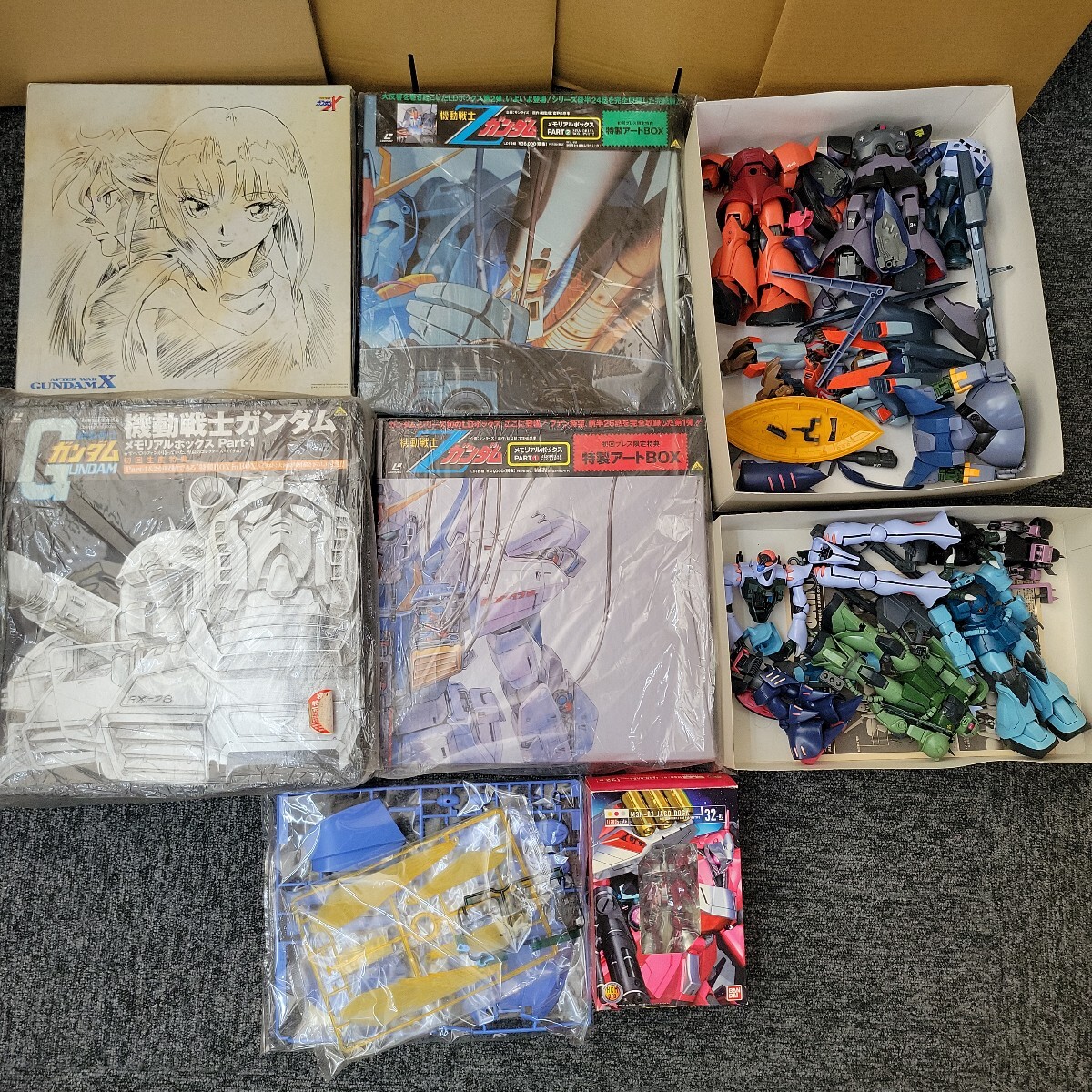 Yahoo!オークション -「機動戦士ガンダム メモリアルボックス Yahoo!オークション -「機動戦士ガンダム メモリアルボックス