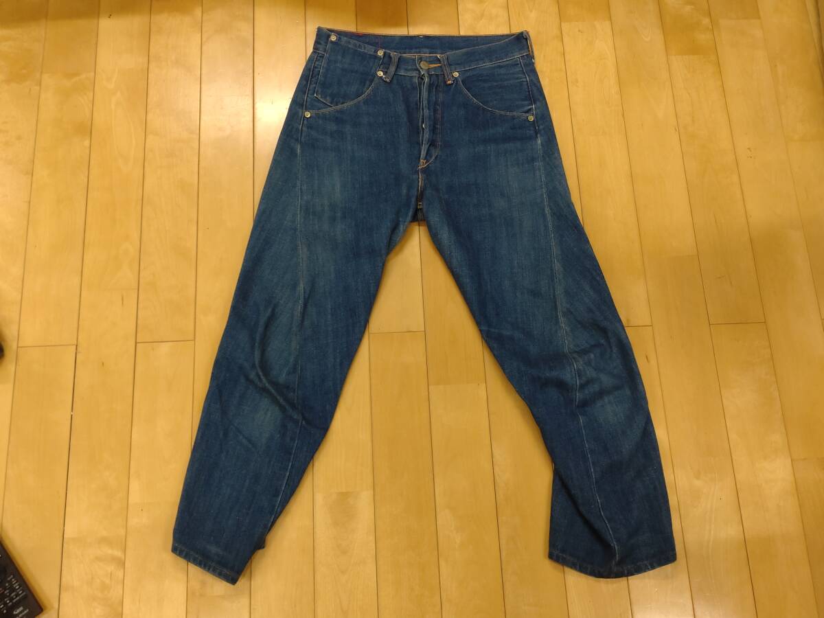 Yahoo!オークション -「levis red 1st」(リーバイス) (ジーンズ Yahoo!オークション -「levis red 1st」(リーバイス) (ジーンズ