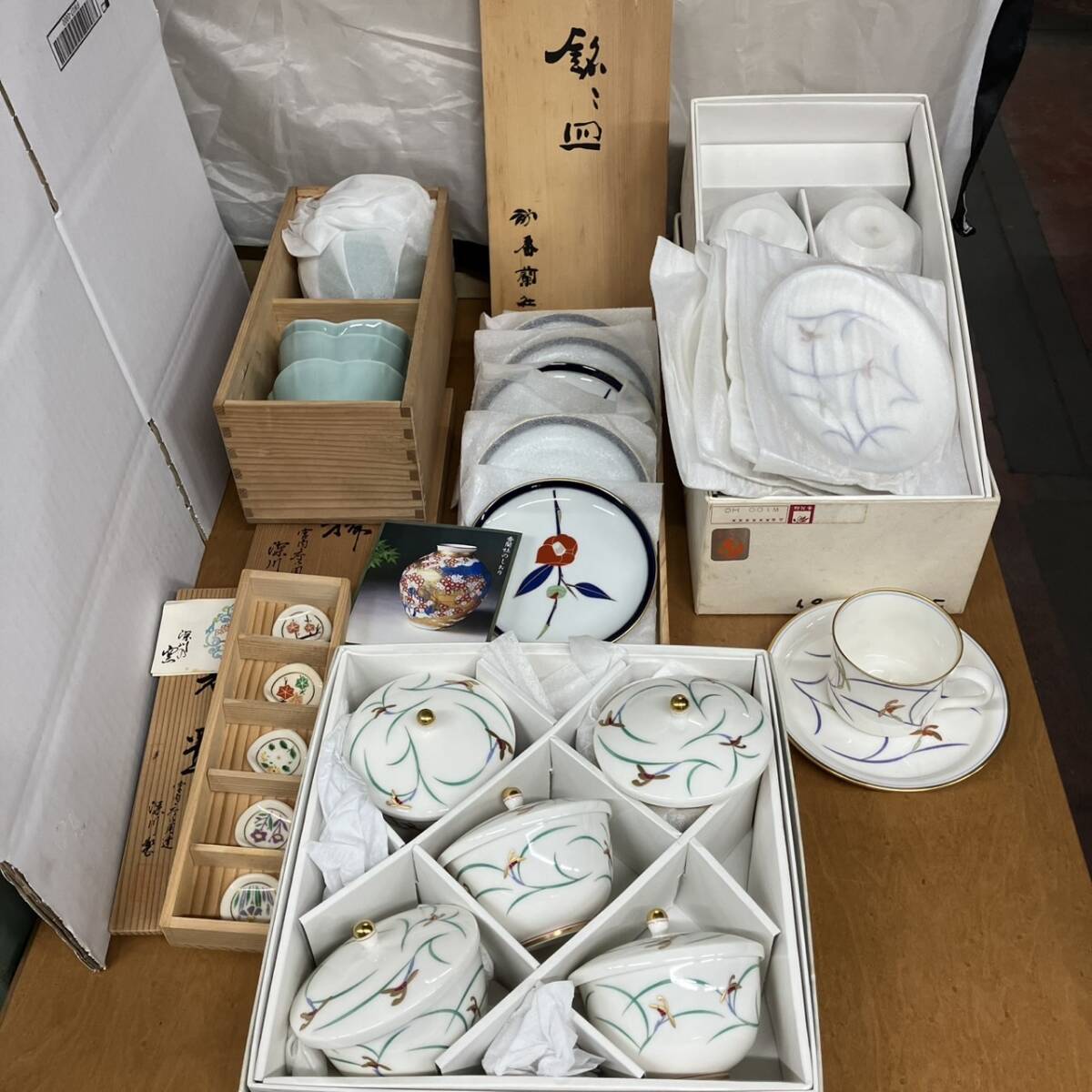 Yahoo!オークション -「香蘭社 皿 椿」(キッチン、食器) の落札 Yahoo!オークション -「香蘭社 皿 椿」(キッチン、食器) の落札