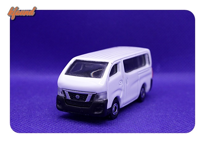 Amazon | トミカ No.105 日産 NV350 キャラバン (初回