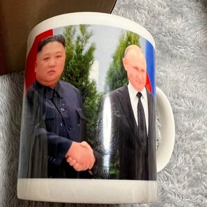 激レア新品 北朝鮮ロシア軍事同盟調印記念 金正恩とプーチンマグカップ ウクライナ戦争 北朝鮮軍 人民軍援露部隊