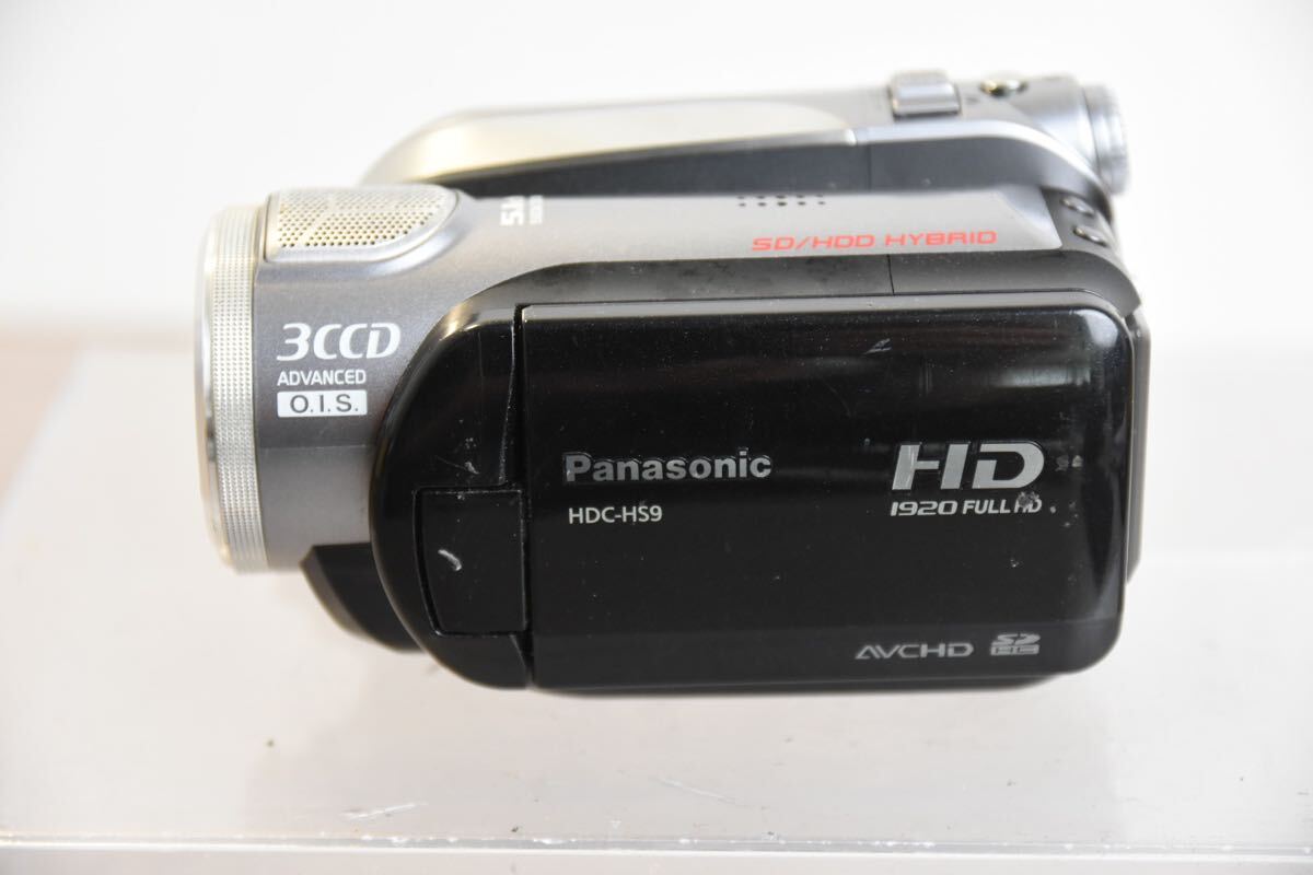 60GバイトHDD内蔵でもコンパクト――パナソニック「HDC-HS9