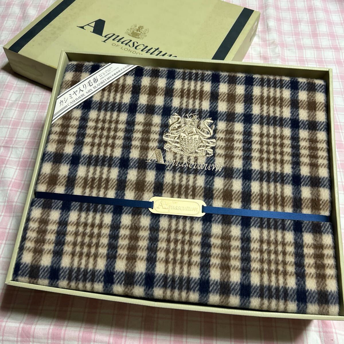 Yahoo!オークション -「aquascutum」(毛布) (寝具)の落札相場 Yahoo!オークション -「aquascutum」(毛布) (寝具)の落札相場