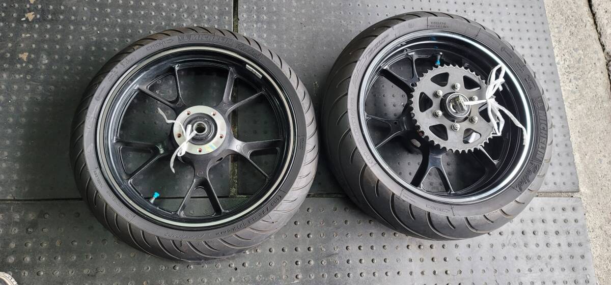 Yahoo!オークション -「zrx1200 ダエグ ホイール」(カワサキ用 Yahoo!オークション -「zrx1200 ダエグ ホイール」(カワサキ用