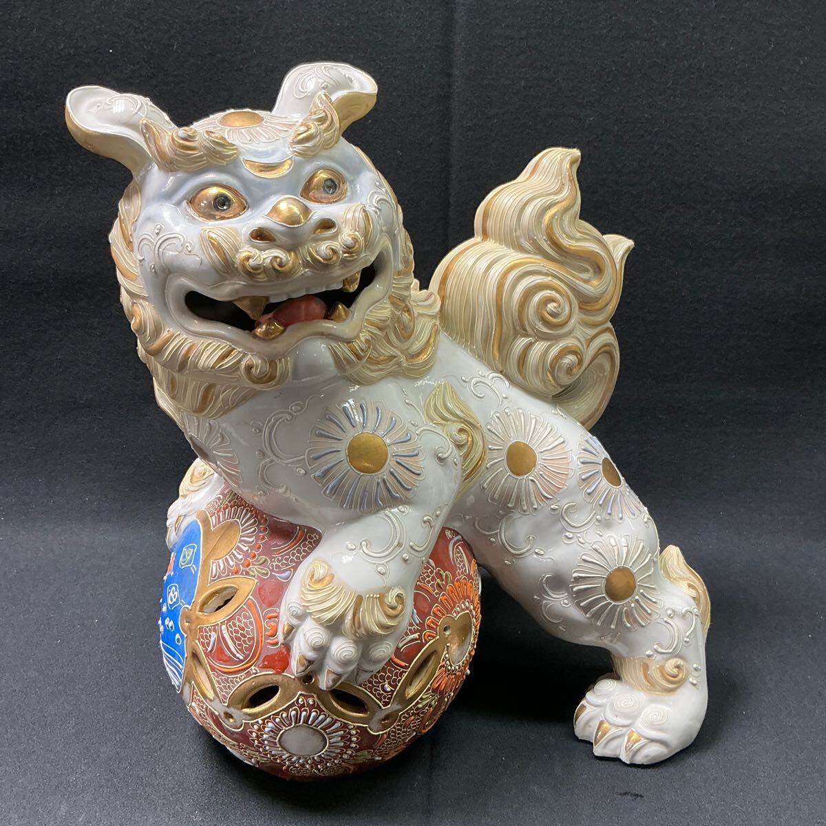 唐獅子 陶器 獅子 鍋島焼 在銘 厳平 大迫力! 特大 置物 狛犬 骨董 【以下検】有田焼 九谷 古備前 絡獅子 玉獅子 跳獅子 縁起物 魔除 厄除  の商品詳細 | JDirectItems Auction | One Map by FROM JAPAN