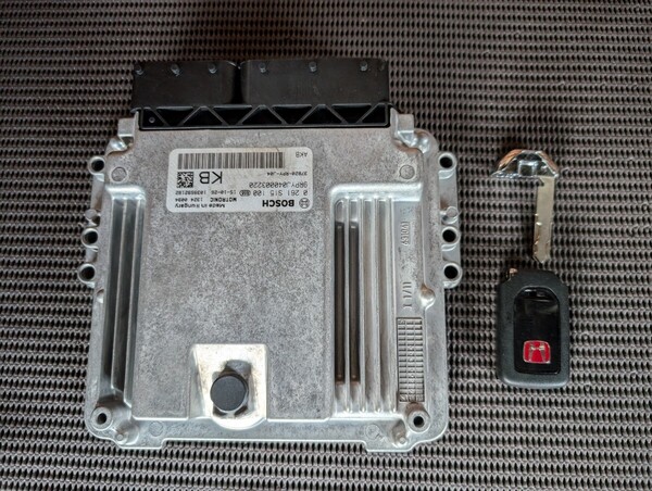 シビックタイプRFK2純正エンジンコンピューター ECUイモビライザーキーセット